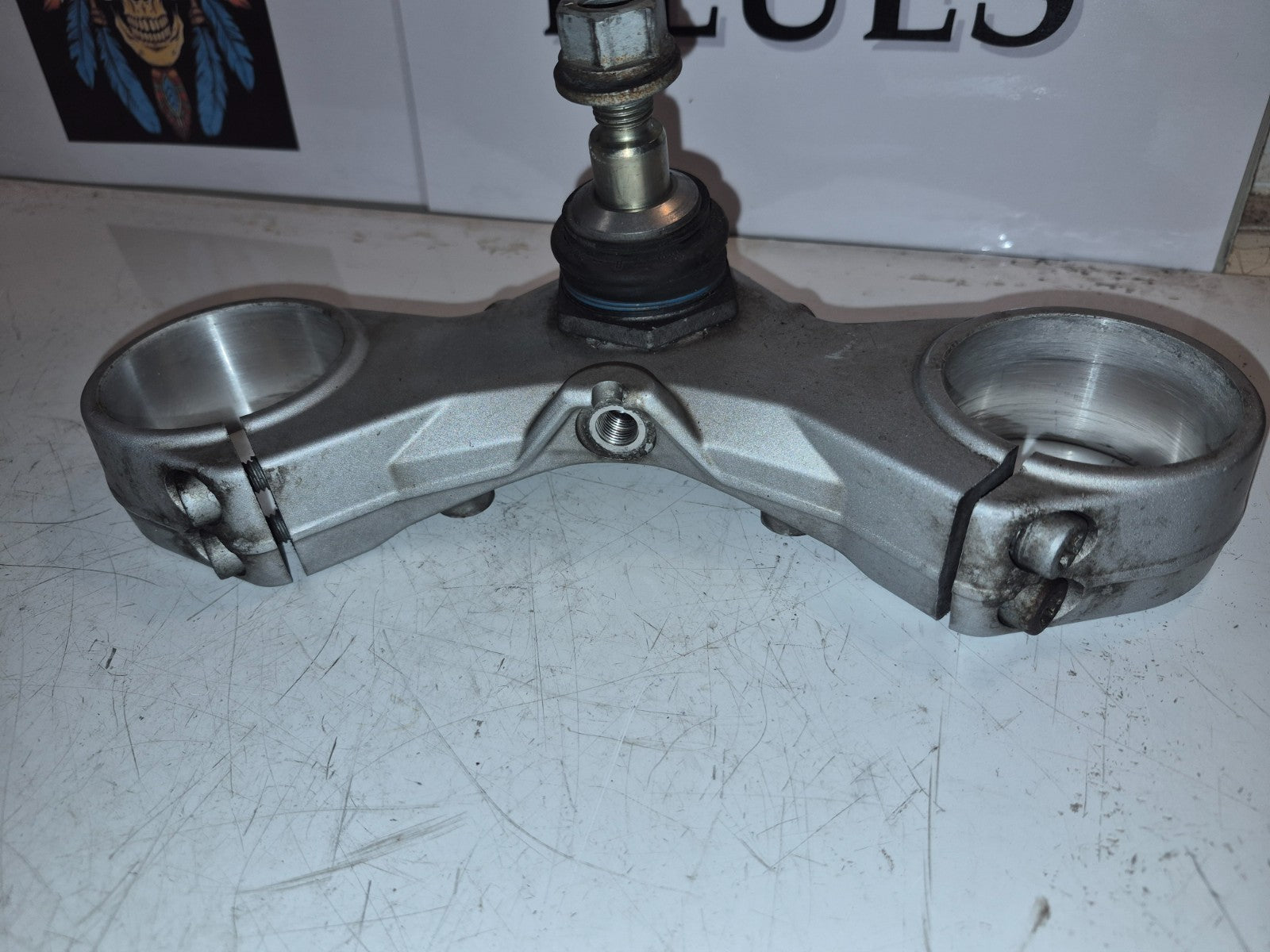BMW R 1200 RT Lower Fork Brace