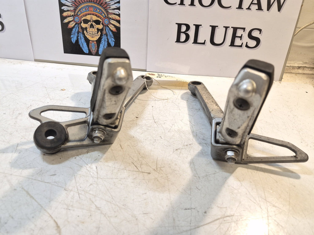 Suzuki GSF 1200 Bandit Mk2 Rear Pegs And Hangers