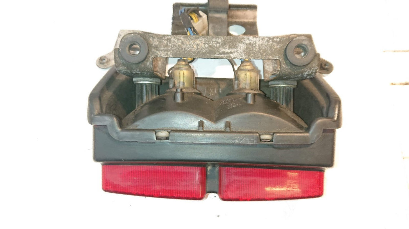 Yamaha FZS 600 FAZER Tail Light
