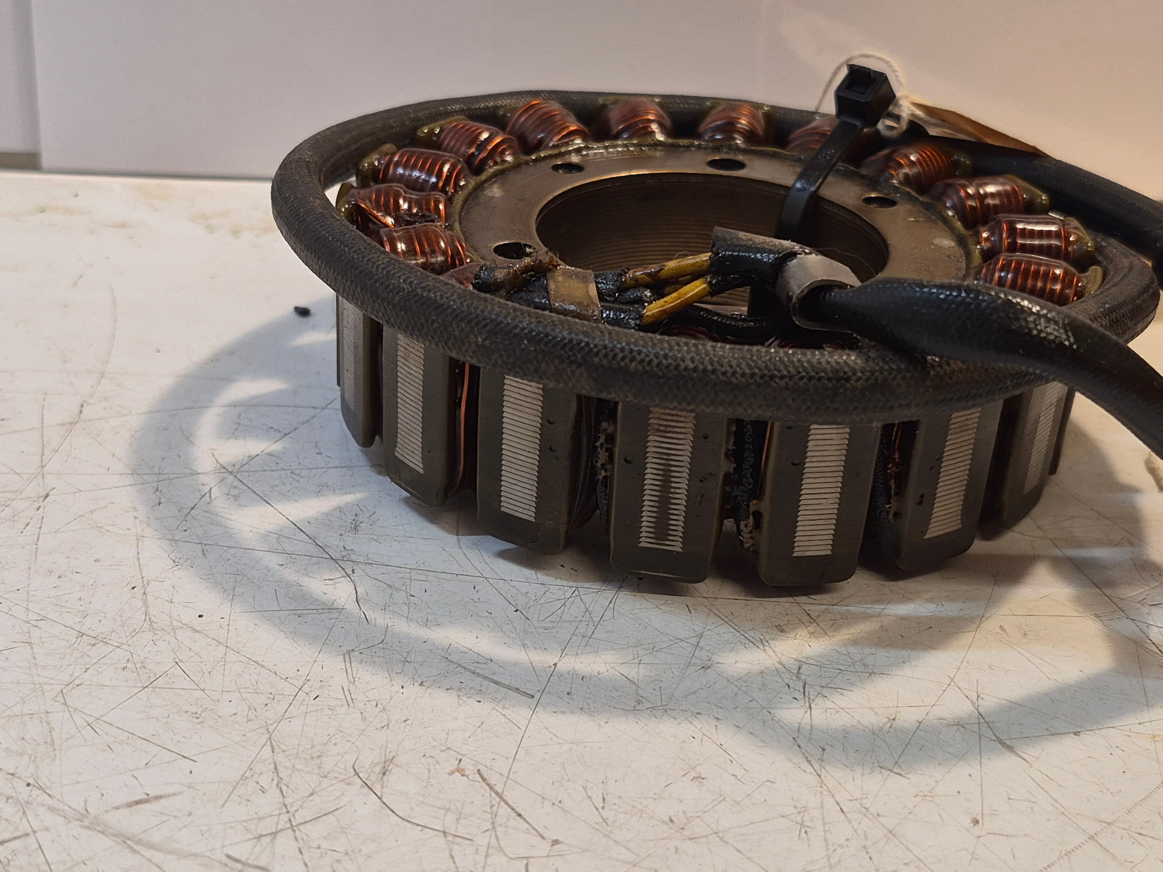 Honda VTR 1000 Firestorm Stator