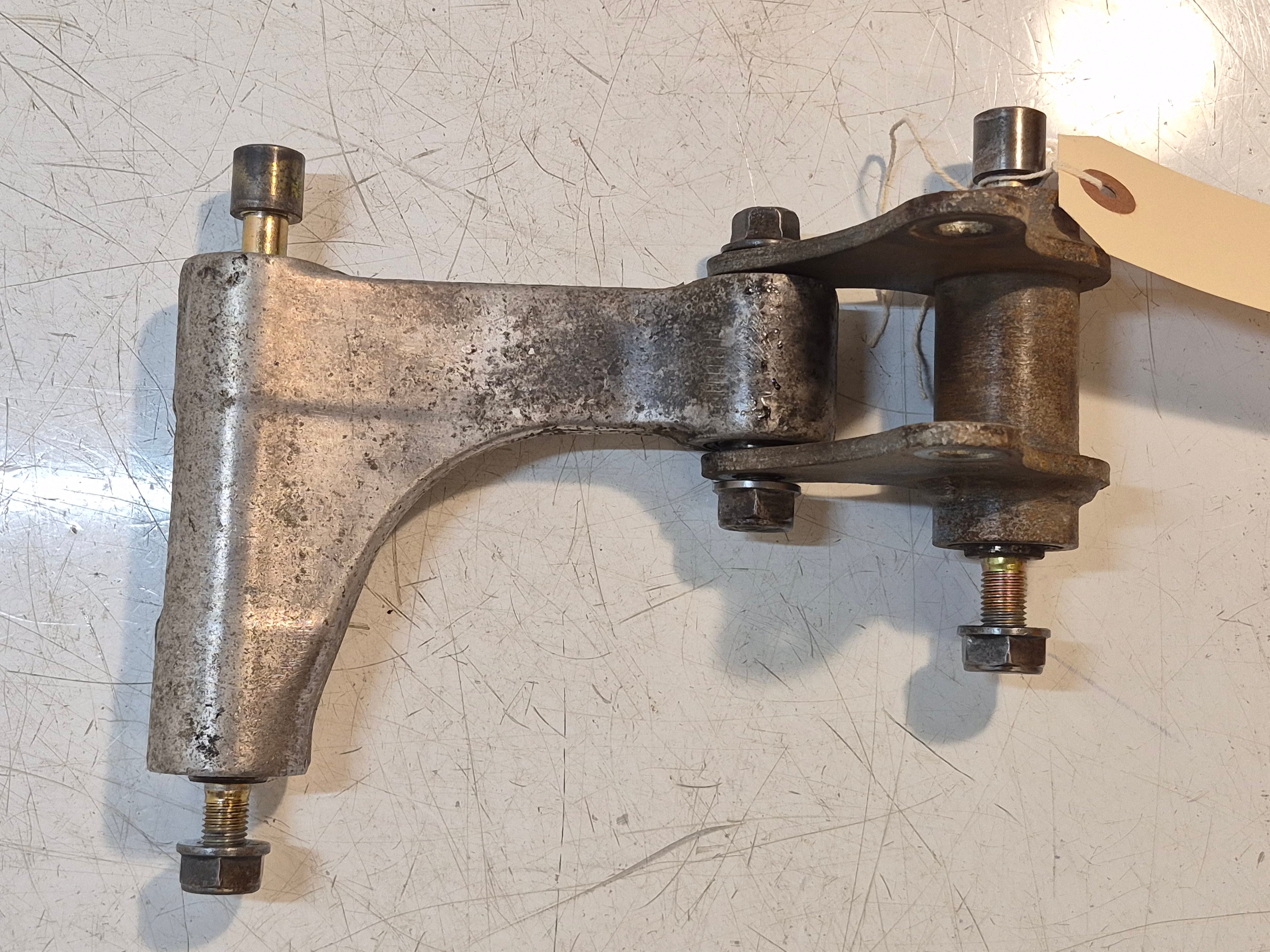 Honda VTR 1000 Firestorm Mono Shock Linkage, Lower Mount