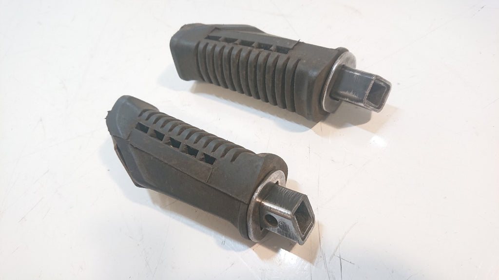 Suzuki GS 500 K2 Pillion Footpegs